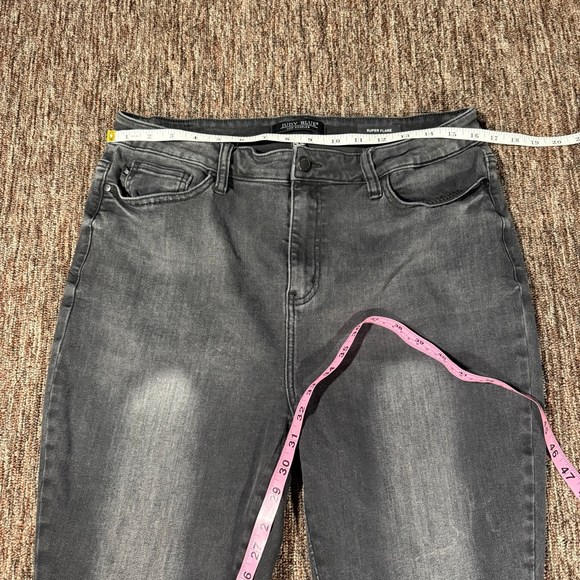 Judy Blue Super Flare Jeans Black Wash Distressed Hem Bell Bottom 15/32 - Picture 6 of 9